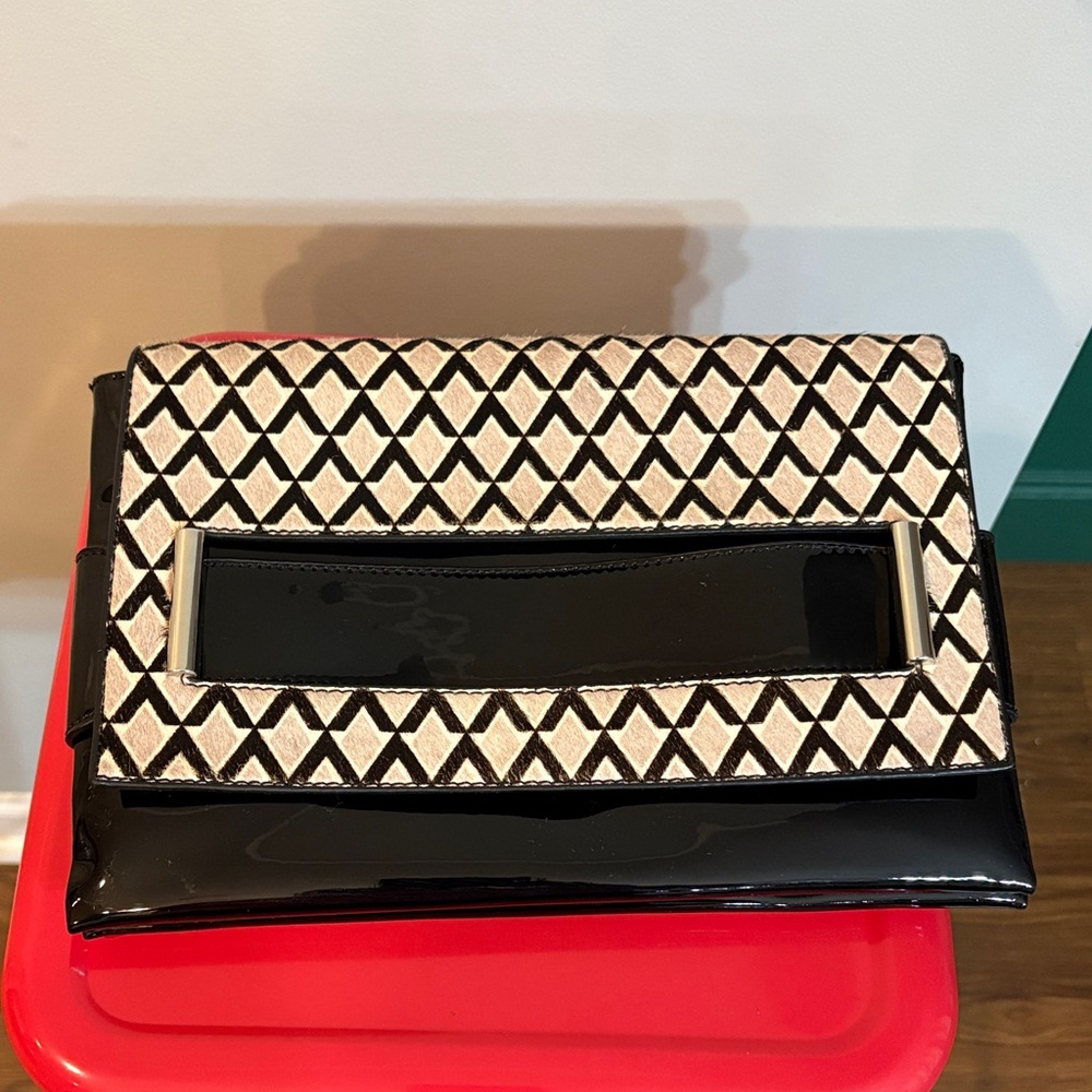 Nine West Black and Cream Geometric Clutch